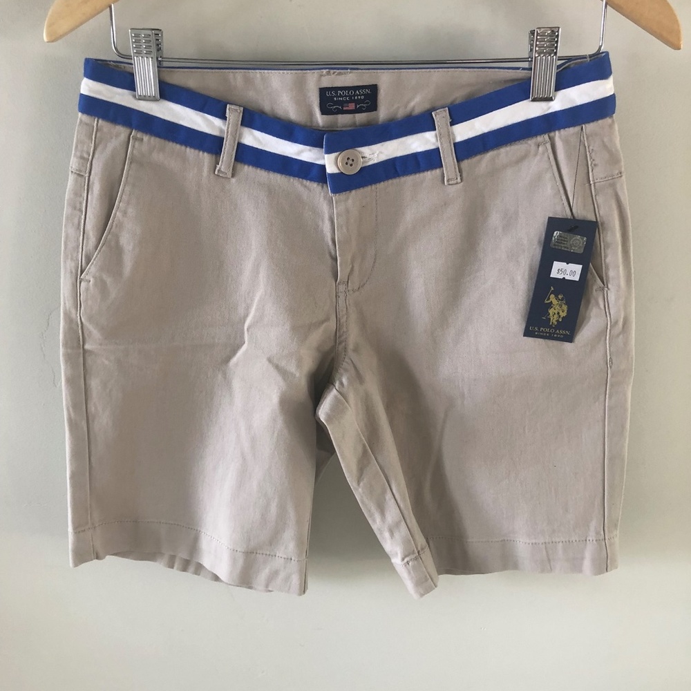 NWT U.S. Polo ASSN Tan Chino Shorts with Striped Waistband Women Sz 3/4